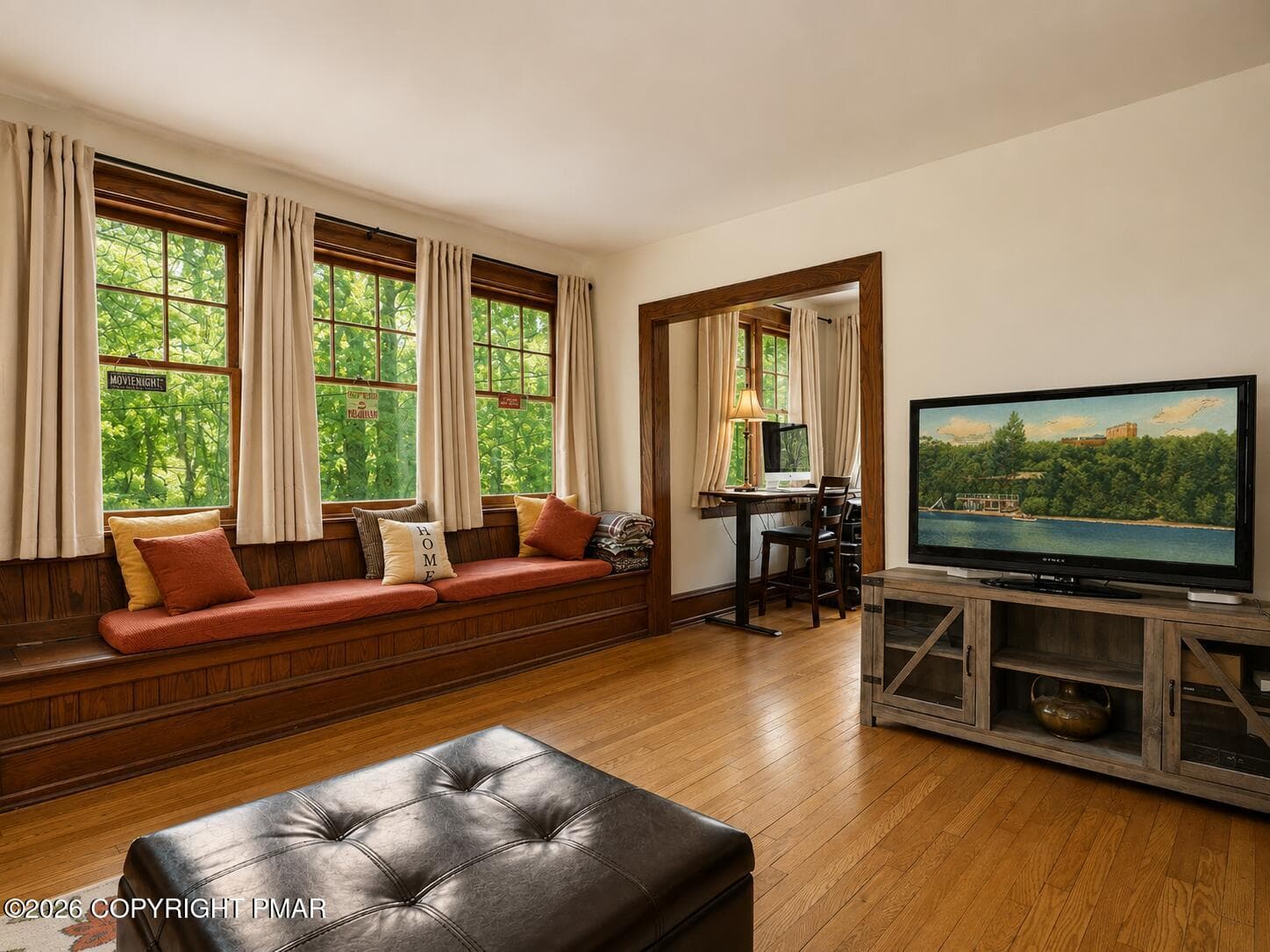 Family Room-Guest Suite - 204 Lake Road, Pocono Manor, PA 18349, Pocono Manor