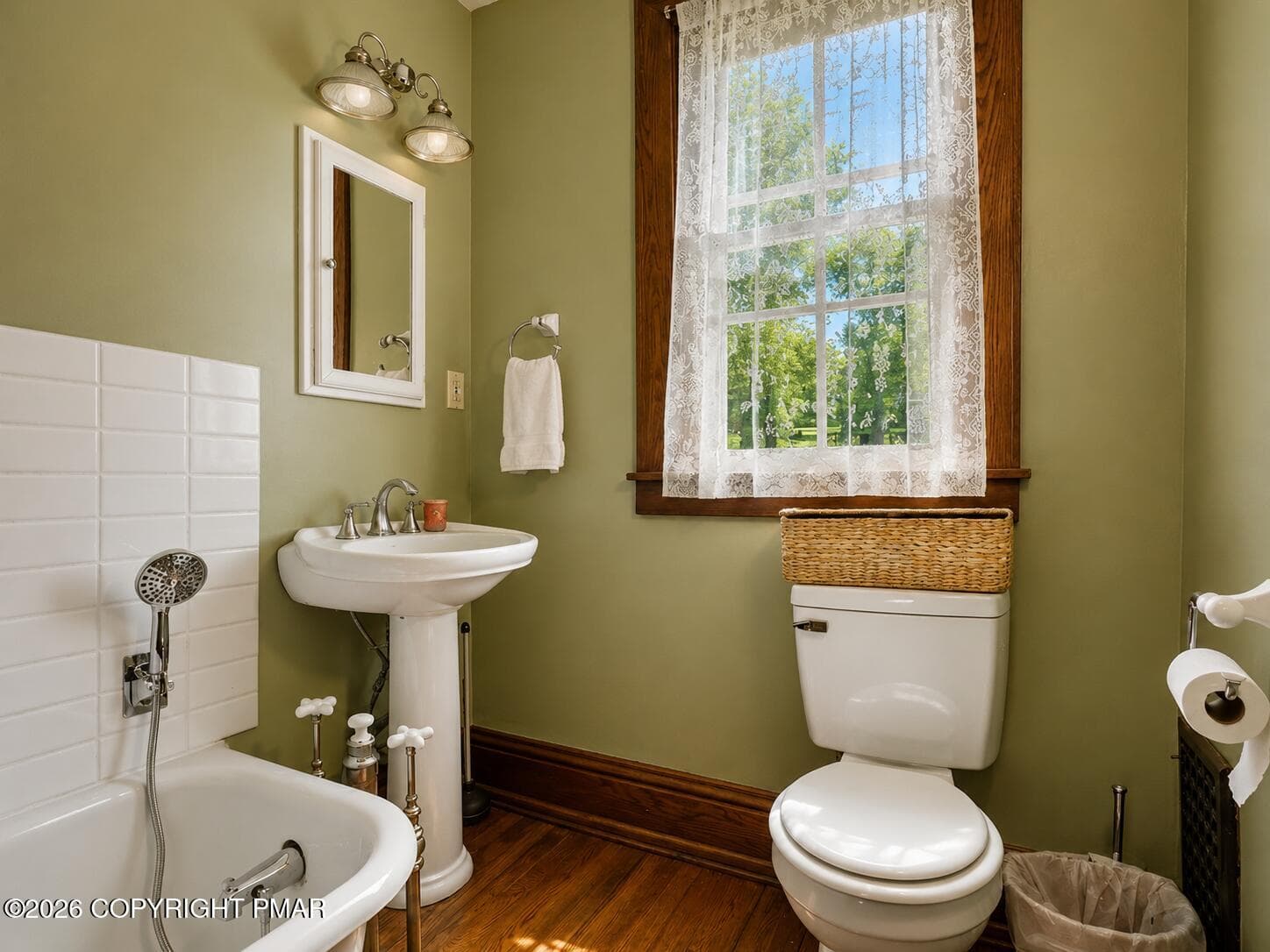 Main Level Bath - 204 Lake Road, Pocono Manor, PA 18349, Pocono Manor