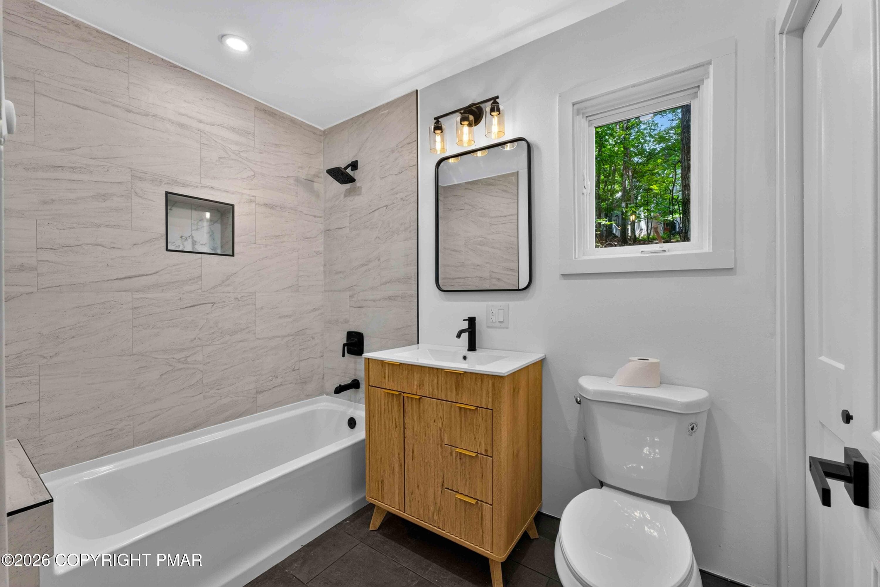 192 Bellingham Drive, Lehman Township, P - 192 Bellingham Drive, Bushkill, PA 18324, Bushkill