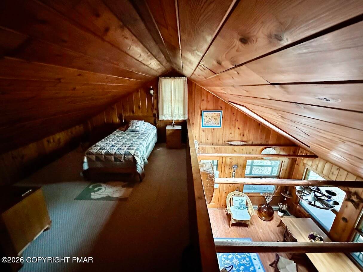 loft 3 - 322 Crescent Lake Road, Scotrun, PA 18355, Scotrun