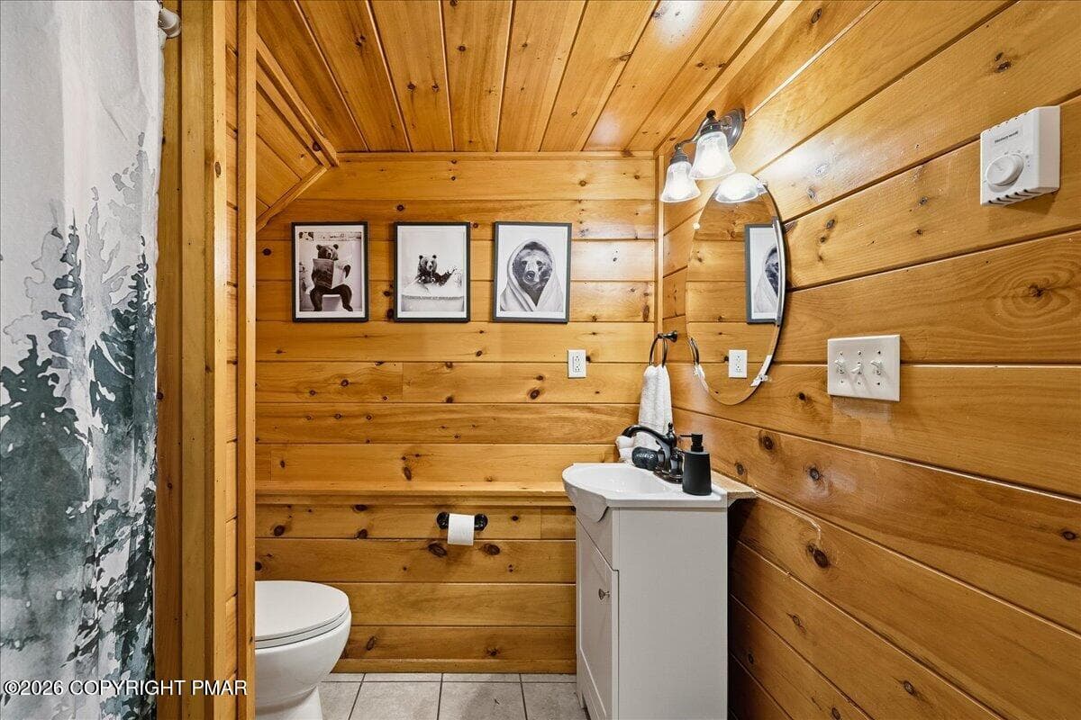 Bathroom #3 - 255 Hillary Drive W, Freeland, PA 18224, Freeland