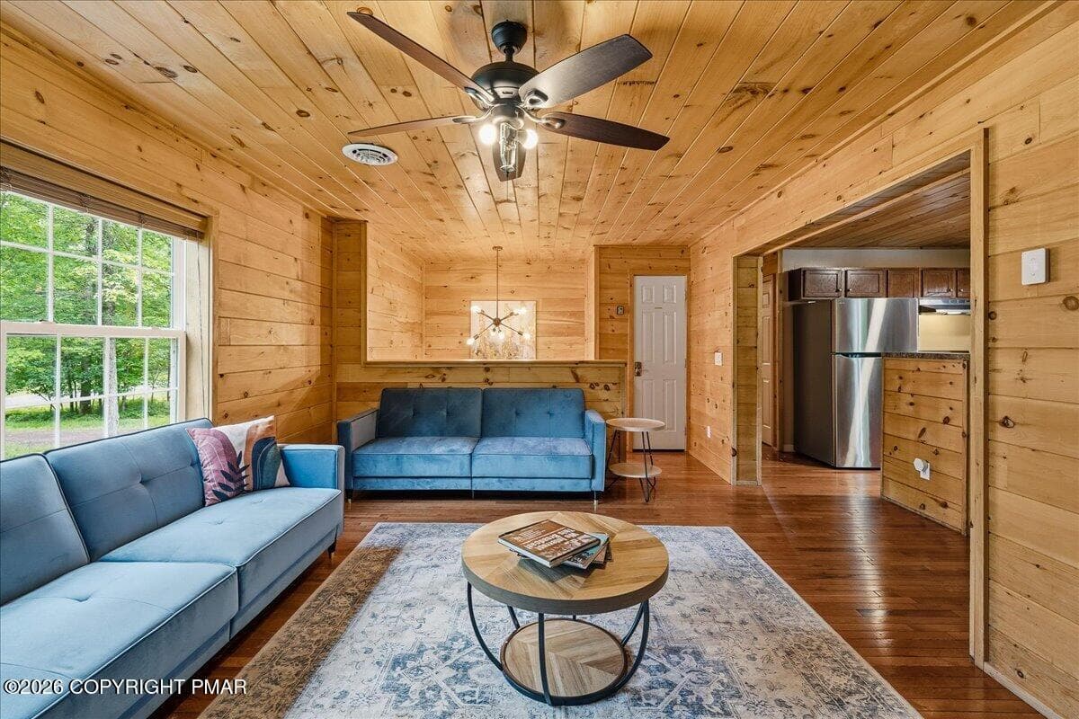 Living Room - 255 Hillary Drive W, Freeland, PA 18224, Freeland