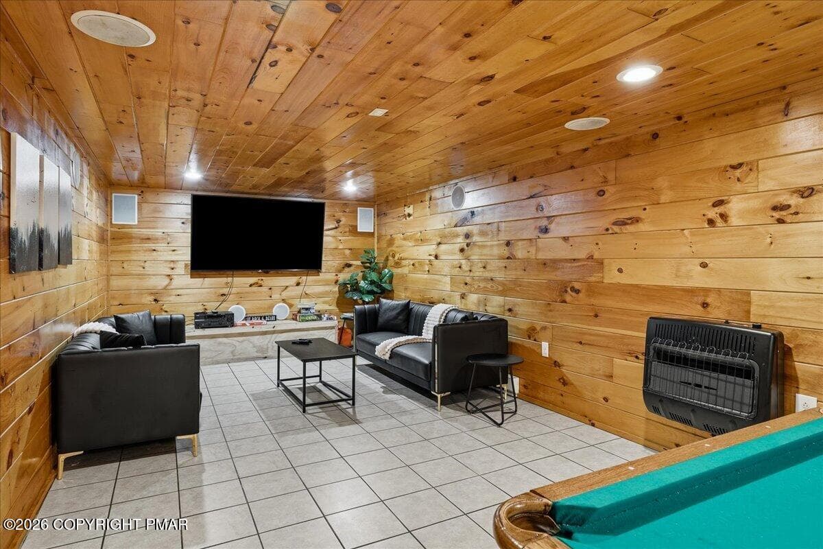 Family Room - 255 Hillary Drive W, Freeland, PA 18224, Freeland