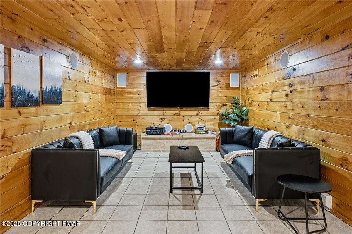 Family Room - 255 Hillary Drive W, Freeland, PA 18224, Freeland
