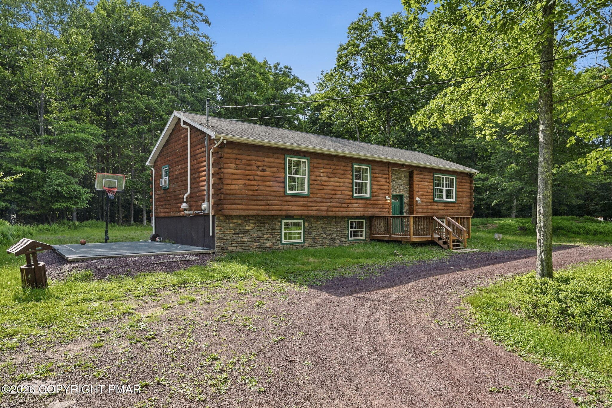 Front/ Side View - 255 Hillary Drive W, Freeland, PA 18224, Freeland