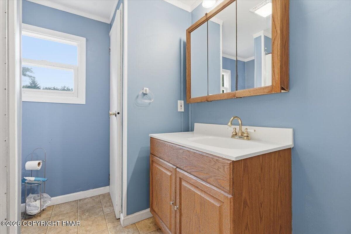 main bath - 2573 Pennsylvania 903, Albrightsville, PA 18210, Albrightsville