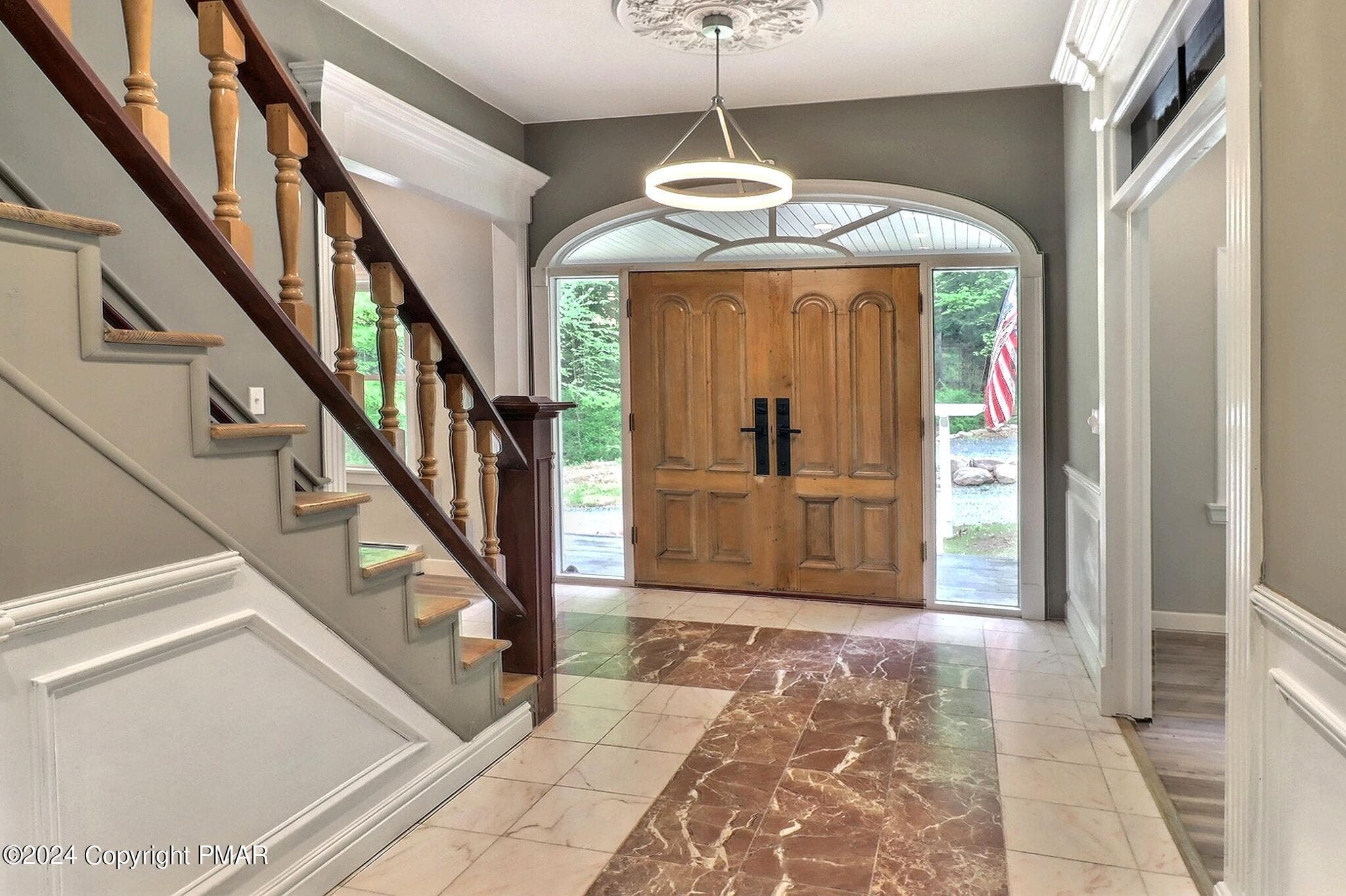 Foyer - 333 Merwinsburg Road, Effort, PA 18330, Effort