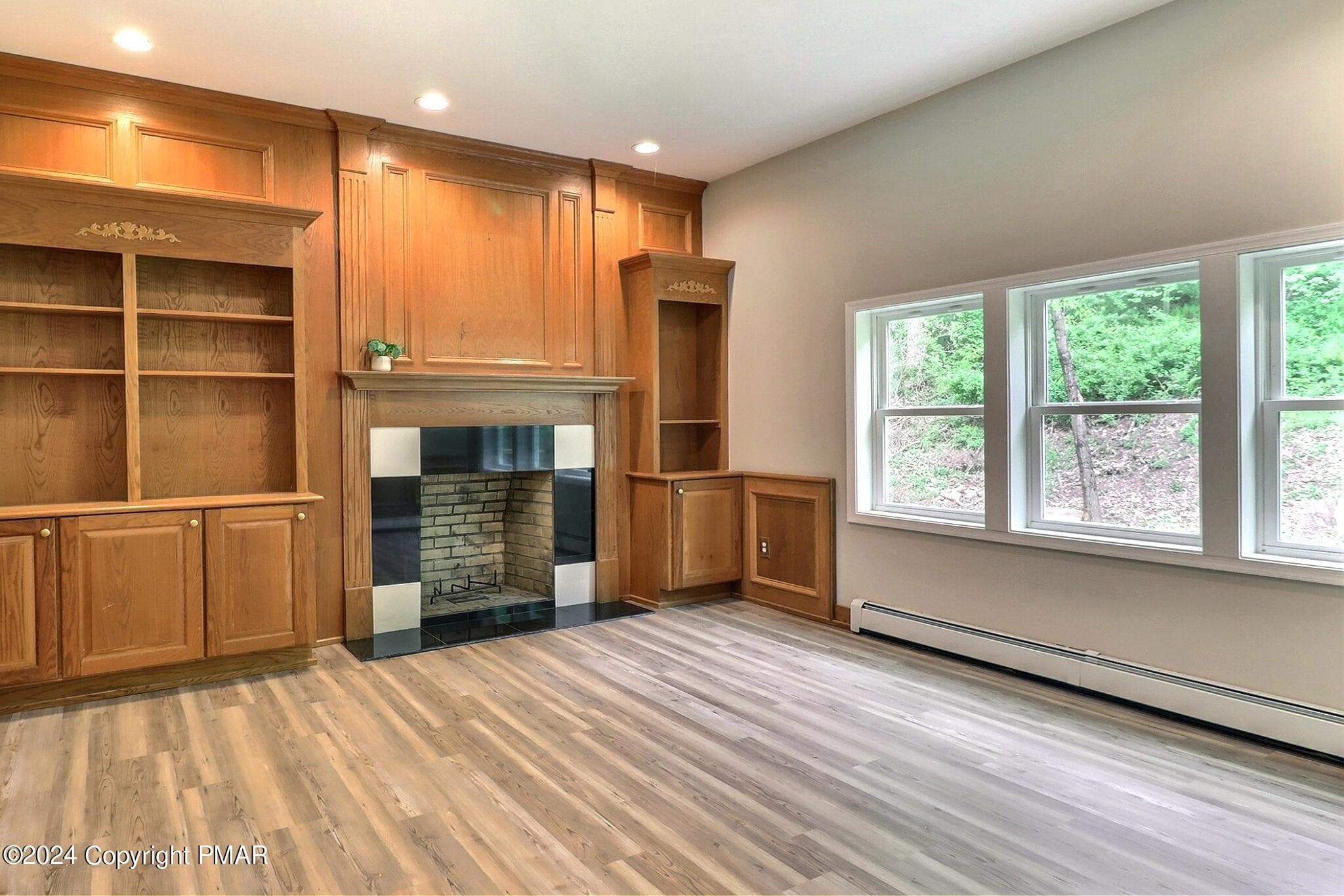 Family Room - 333 Merwinsburg Road, Effort, PA 18330, Effort