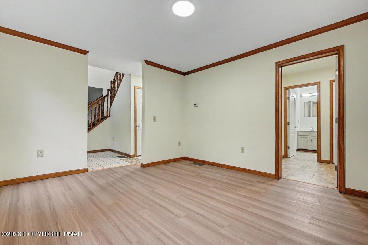 Formal Dining Room w/Crown Molding - 564 Cayuga Drive, Tobyhanna, PA 18466, Tobyhanna