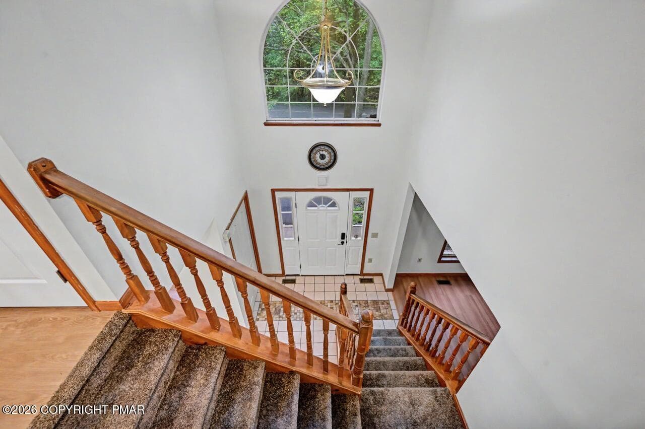 Bright & Welcoming Foyer - 564 Cayuga Drive, Tobyhanna, PA 18466, Tobyhanna