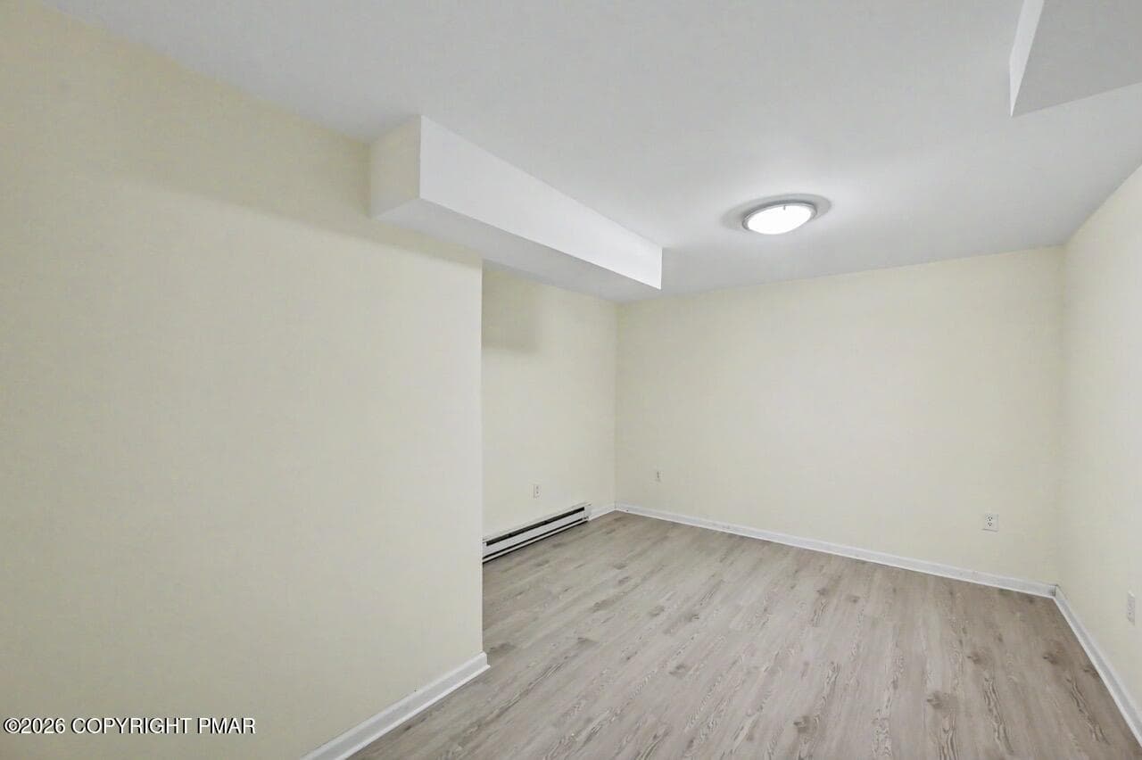 Possible Guest Quarters - 564 Cayuga Drive, Tobyhanna, PA 18466, Tobyhanna
