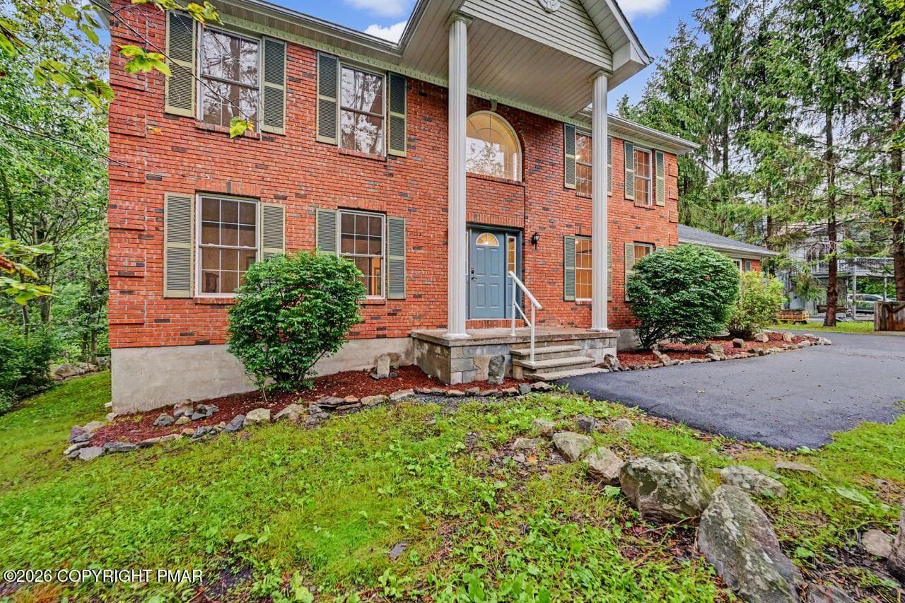 Side View - 564 Cayuga Drive, Tobyhanna, PA 18466, Tobyhanna
