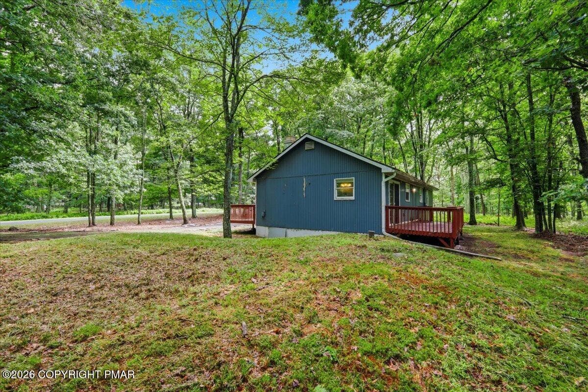 Side - 337 Oak Hill Road, Hawley, PA 18428, Hawley