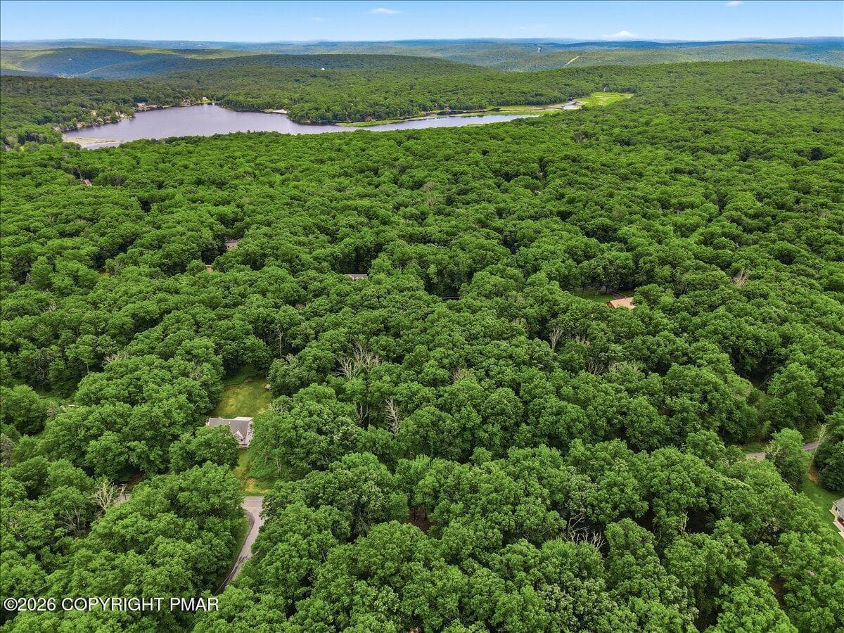 Aerial Neighborhood View - 337 Oak Hill Road, Hawley, PA 18428, Hawley
