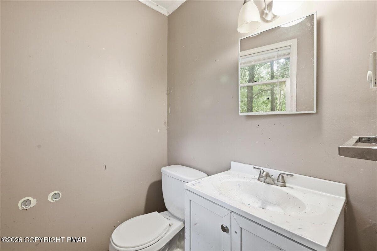 Primary Bathroom - 337 Oak Hill Road, Hawley, PA 18428, Hawley