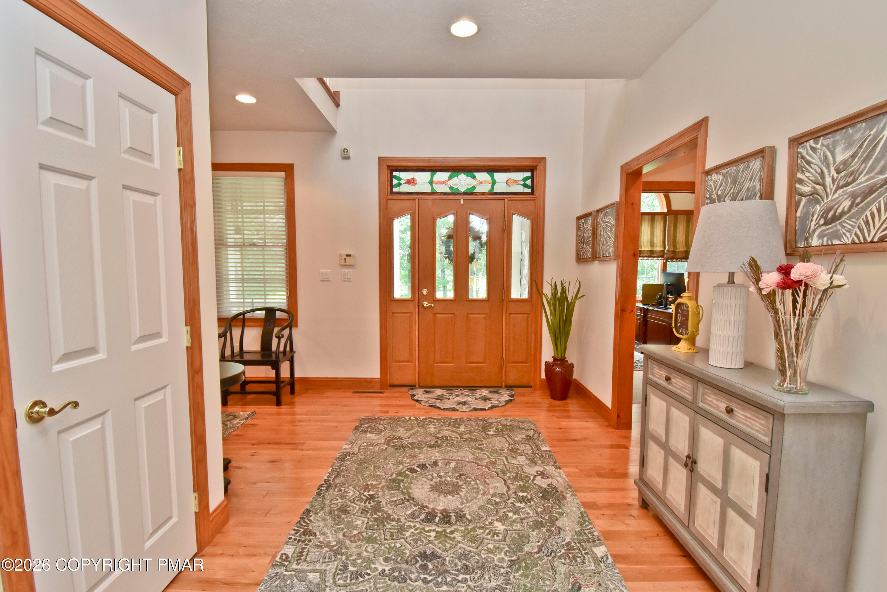 10 Foyer (2) - 326 Sunset Avenue, Pocono Manor, PA 18349, Pocono Manor