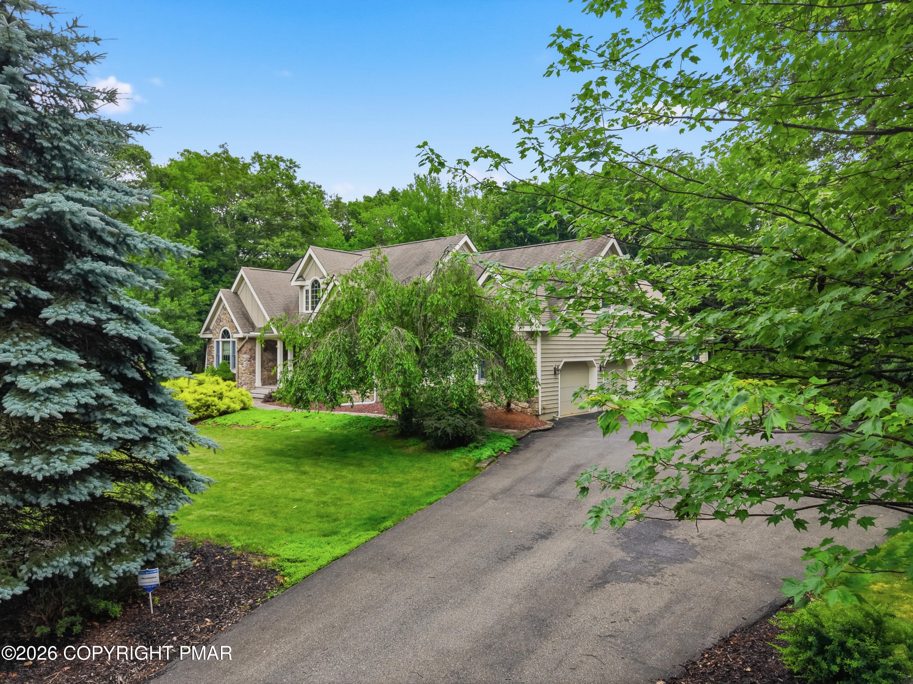 17 Drone (2) - 326 Sunset Avenue, Pocono Manor, PA 18349, Pocono Manor
