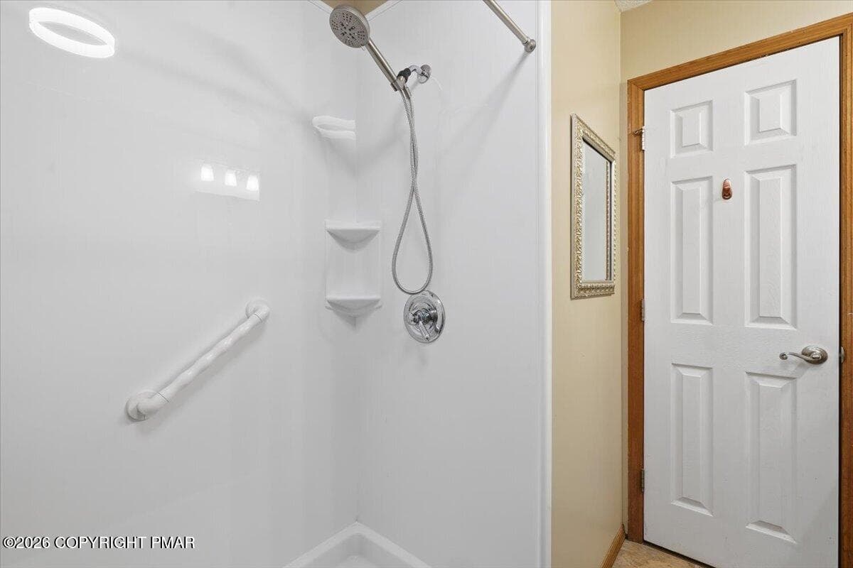 Main Bath Shower - 10 Lenape Trail, Albrightsville, PA 18210, Albrightsville