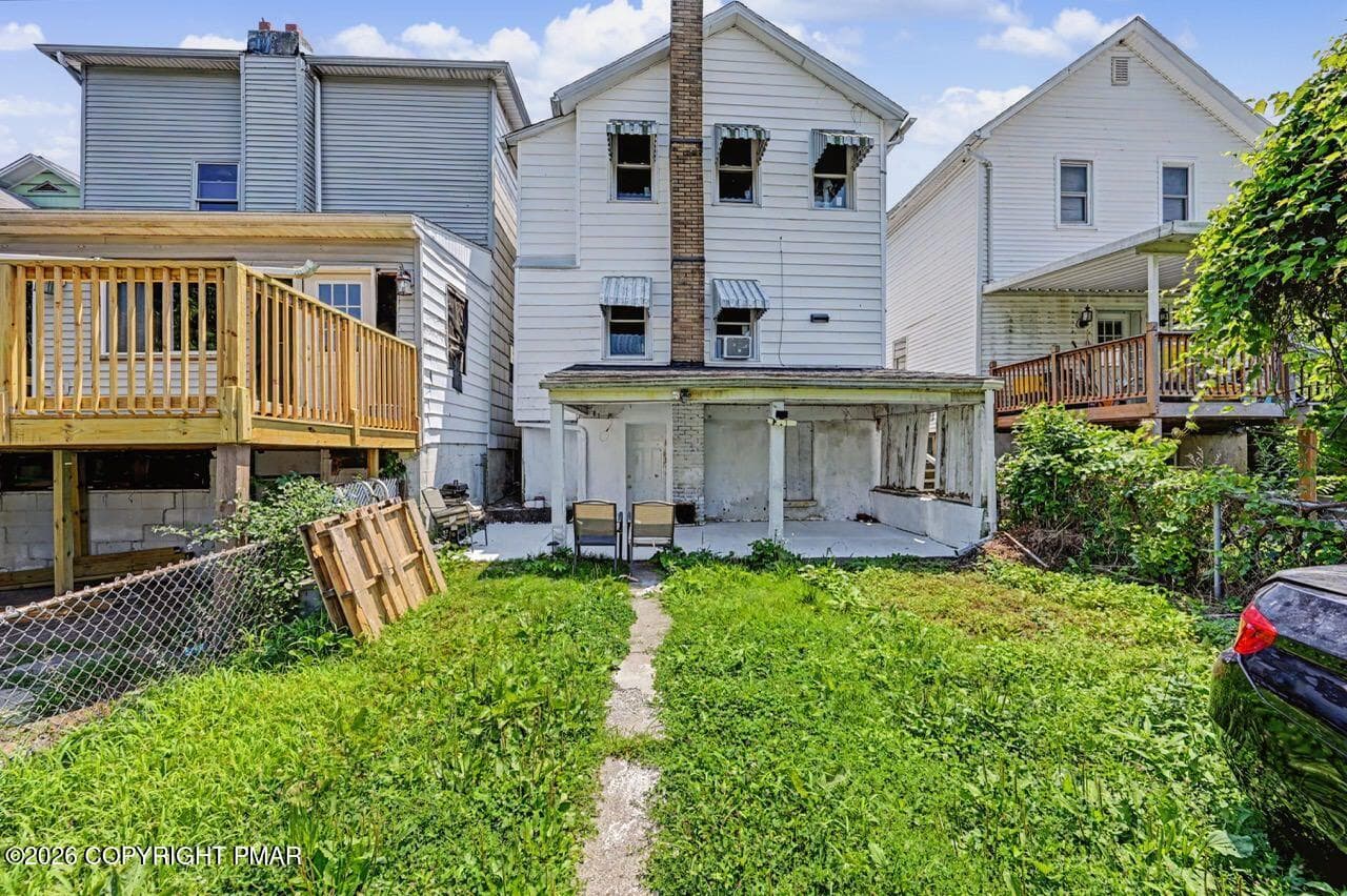 254 W Main St 02 Large - 254 W Main Street, Nanticoke, PA 18634, Nanticoke