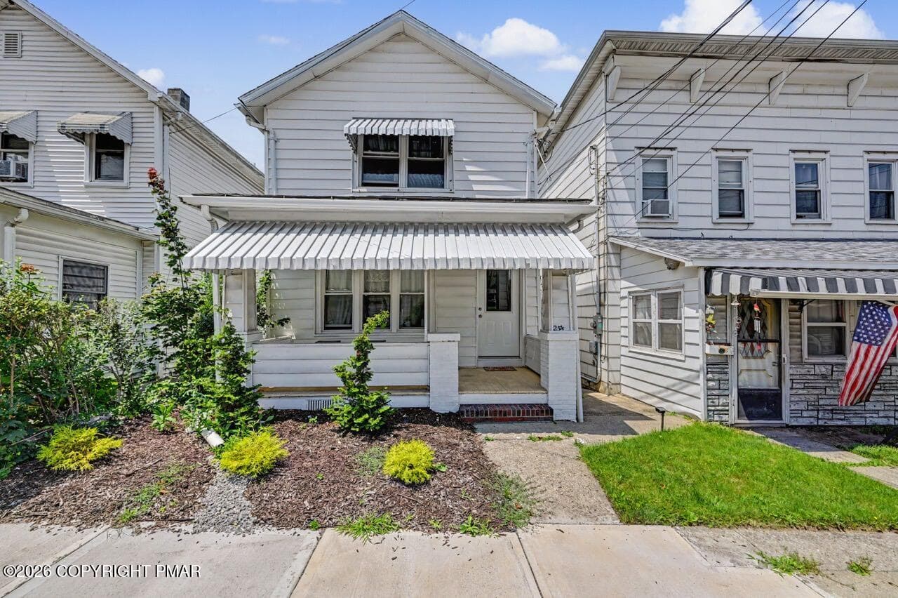 254 W Main St 01 Large - 254 W Main Street, Nanticoke, PA 18634, Nanticoke