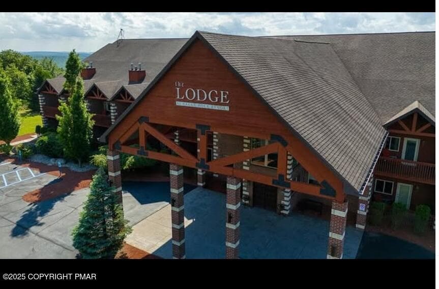 Eagle Rock Lodge - Appalachian Way, Hazleton, PA 18202, Hazleton