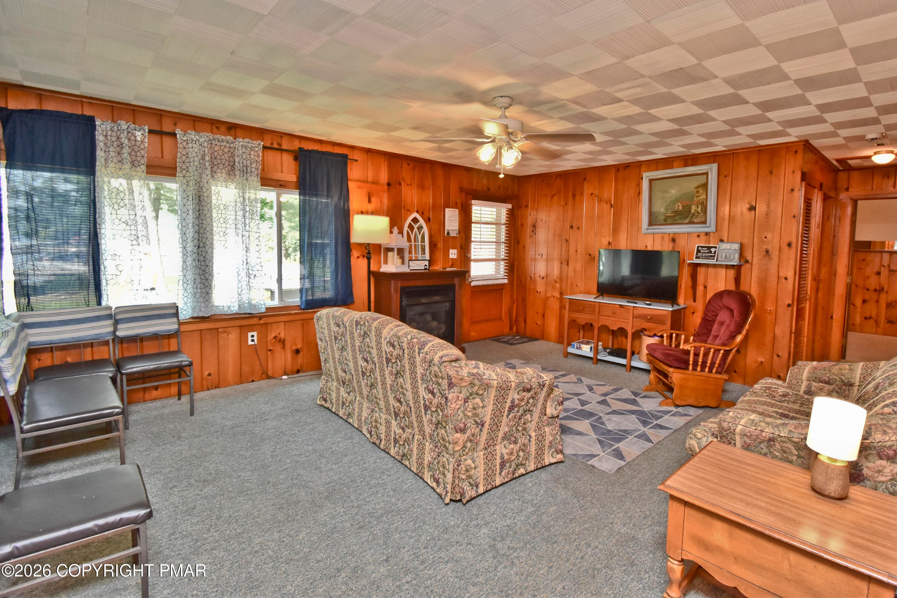 Cabin 3 (11) - 271 Route 390, Tafton, PA 18464, Tafton