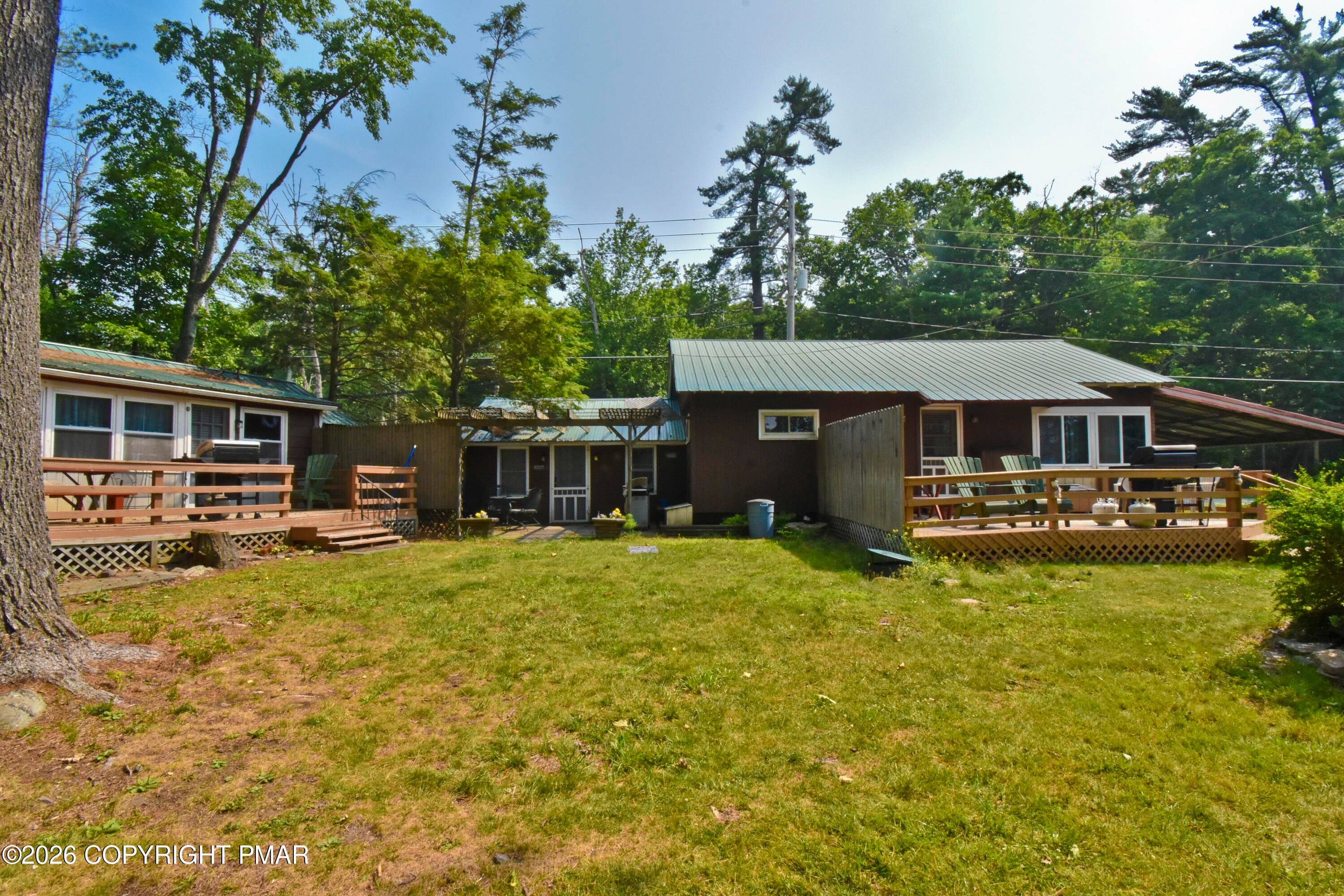 Cabins (2) - 271 Route 390, Tafton, PA 18464, Tafton