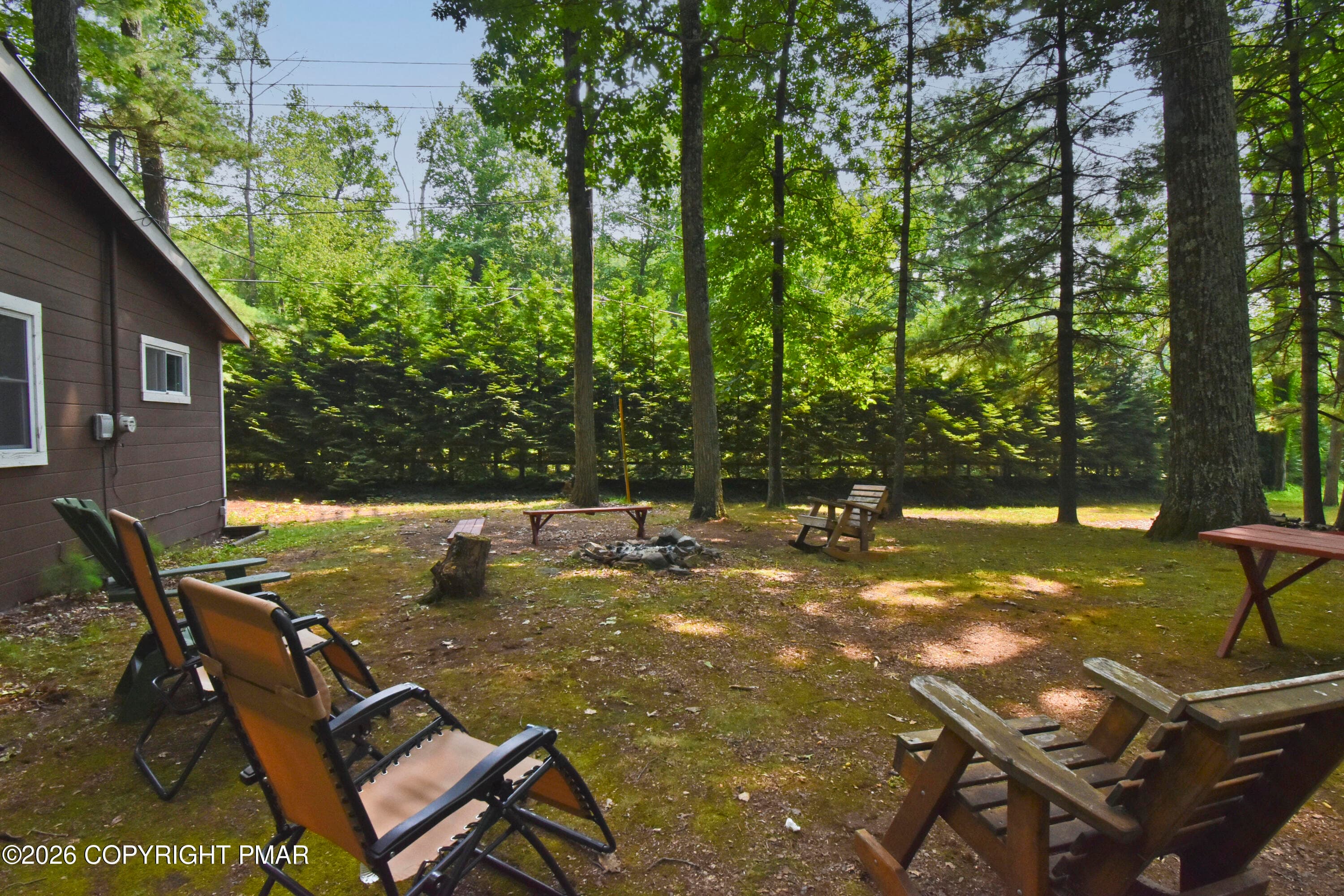 Cabins (8) - 271 Route 390, Tafton, PA 18464, Tafton