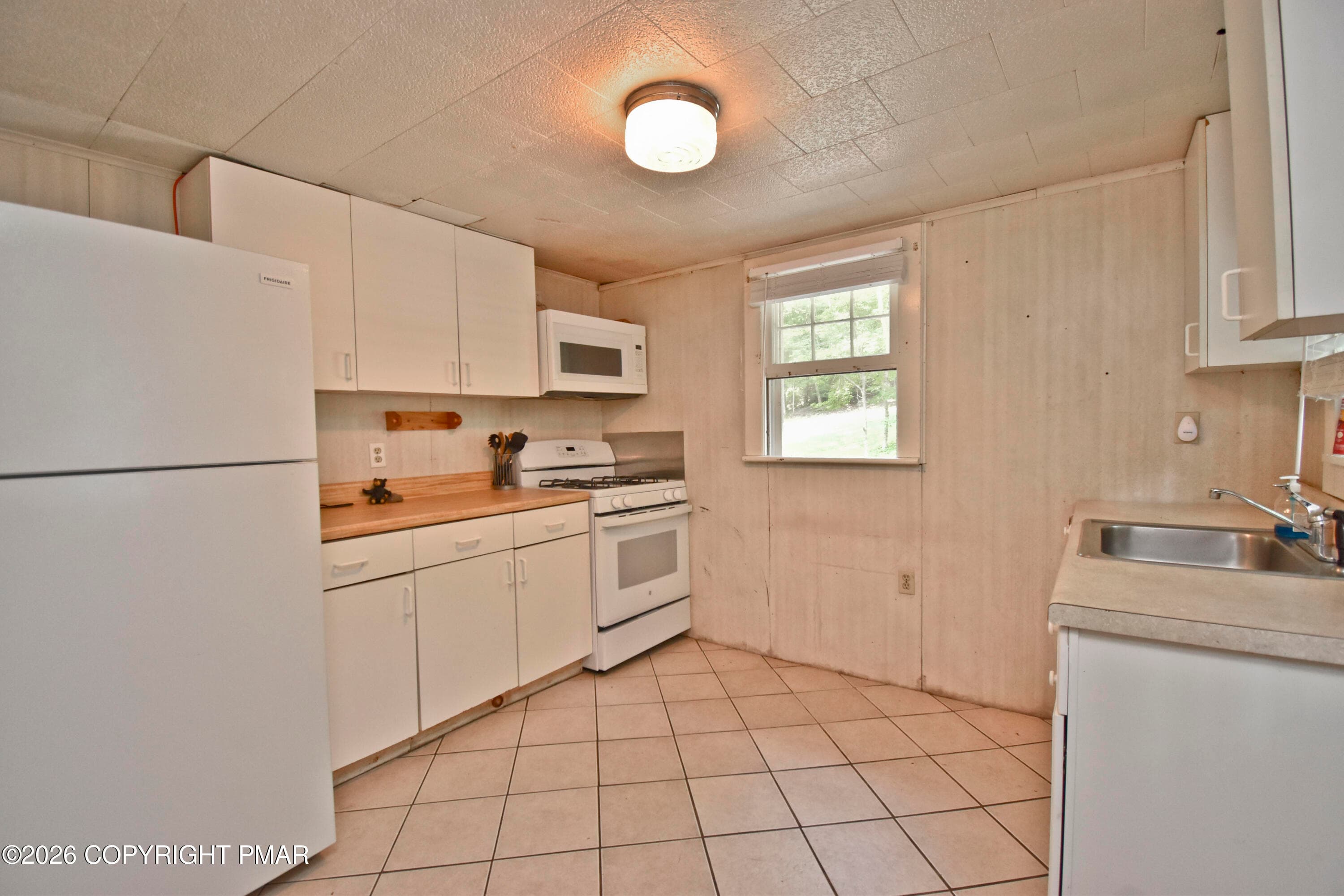 The Fairview (9) - 271 Route 390, Tafton, PA 18464, Tafton