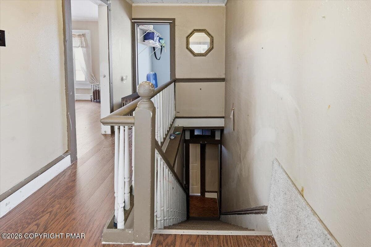 Upstairs Hallway - 166 Johnson Street, Pittston, PA 18640, Pittston