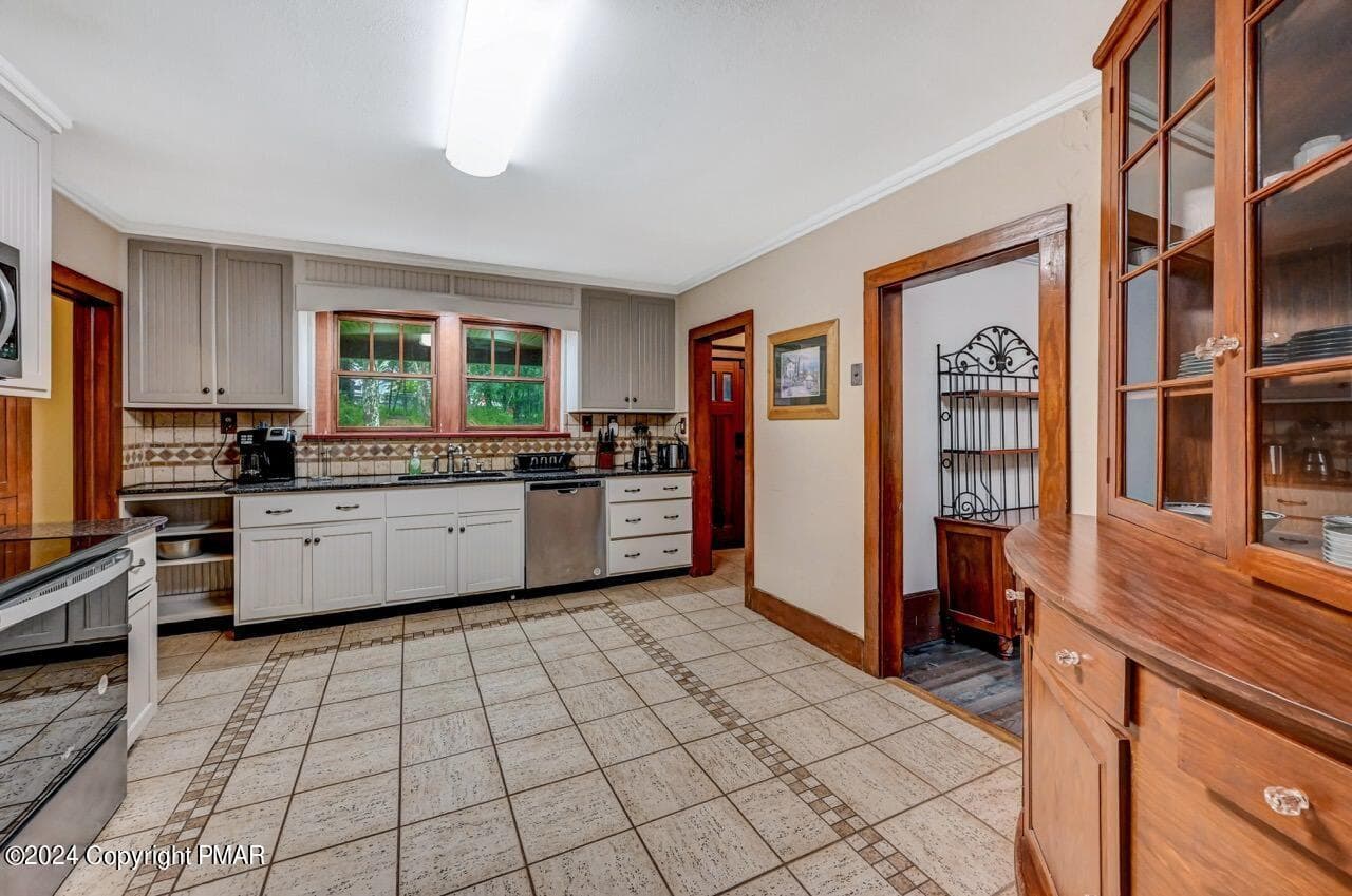 614 Lavender Ln 19 Large - 614 Lavender Lane, Canadensis, PA 18325, Canadensis