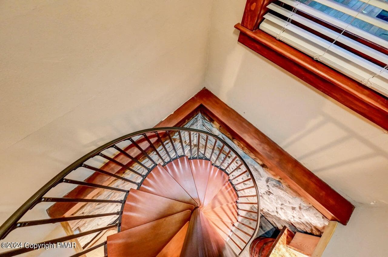 614 Lavender Ln 55 Large - 614 Lavender Lane, Canadensis, PA 18325, Canadensis