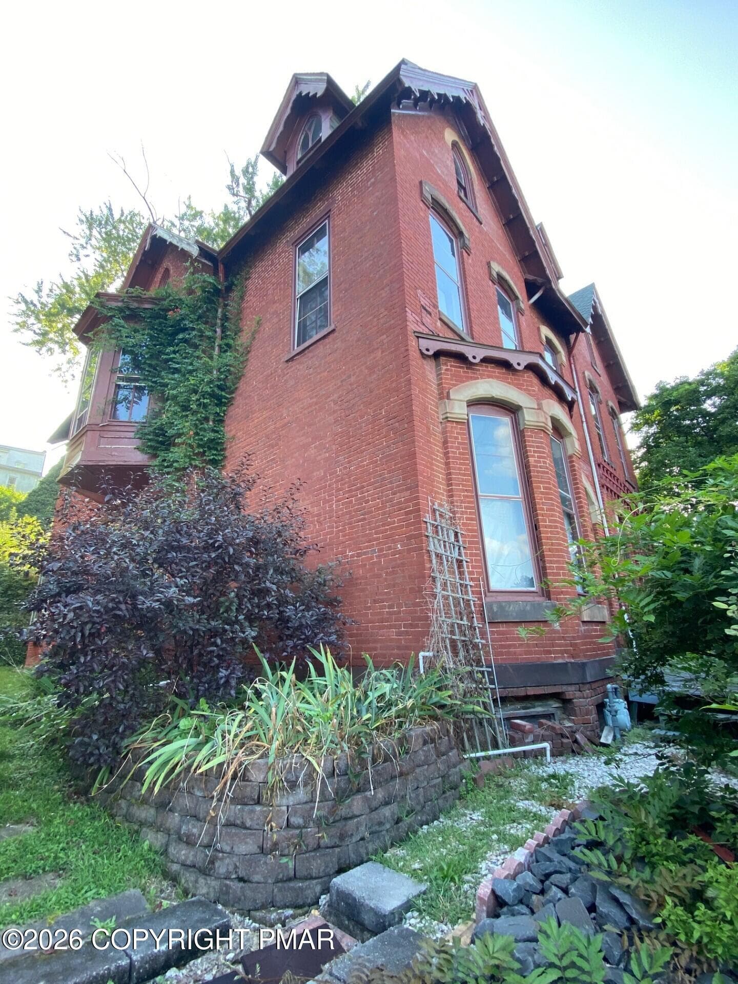 left side - 315 S Centre Street, Pottsville, PA 17901, Pottsville