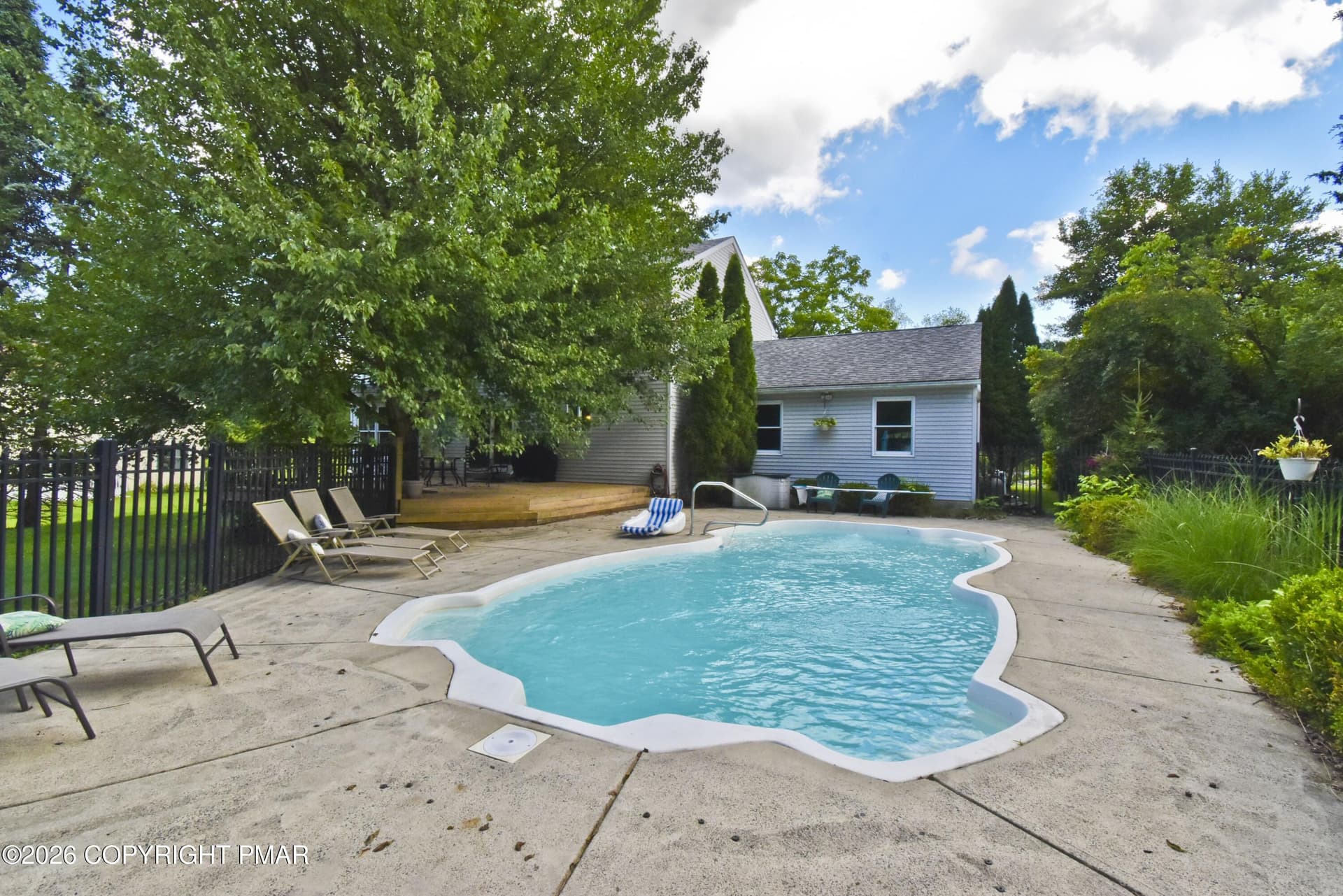 13 Pool (3) - 105 Kent Road, Stroudsburg, PA 18360
