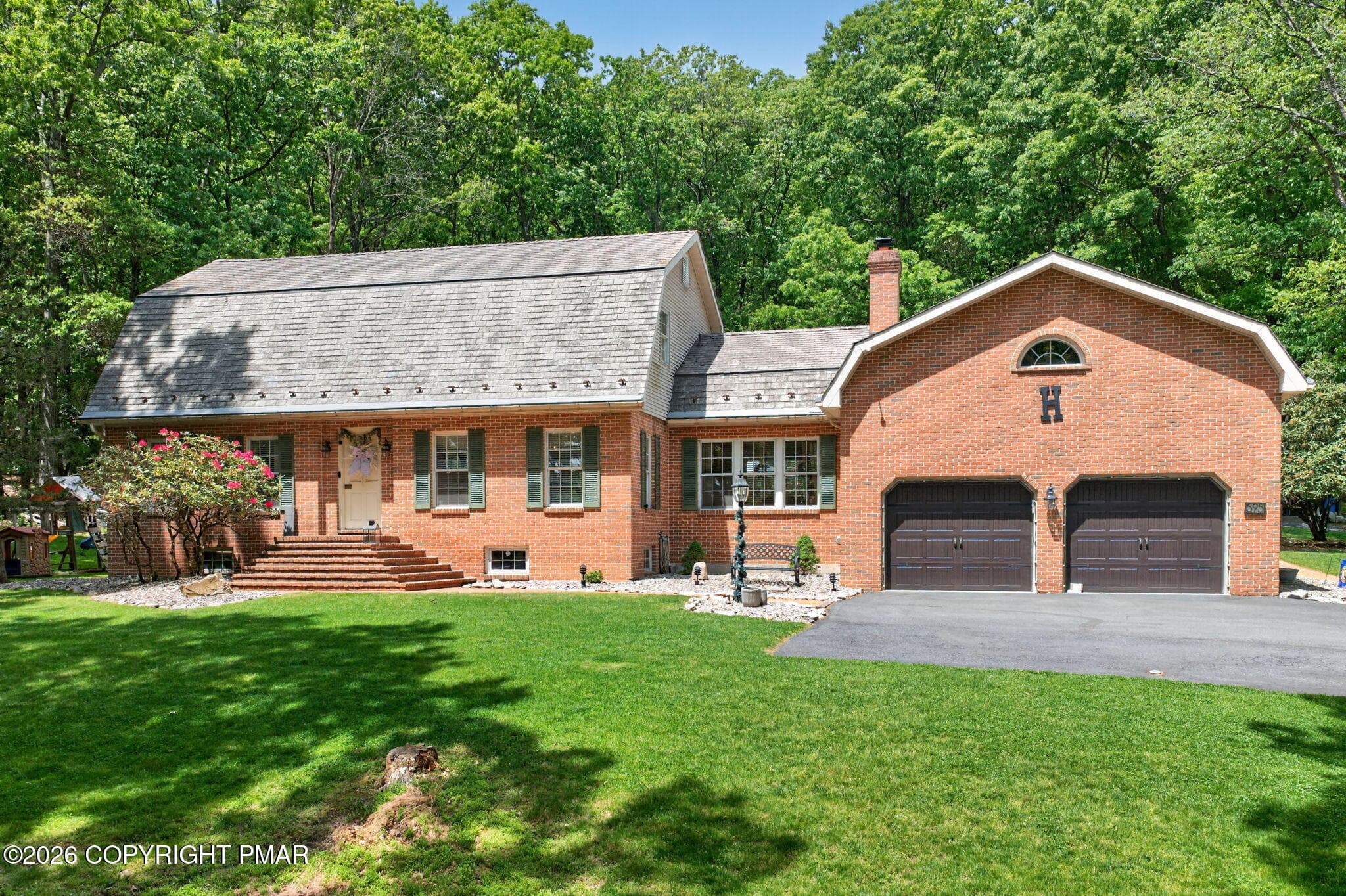 2 - 595 Walnut Avenue, Pen Argyl, PA 18072, Pen Argyl
