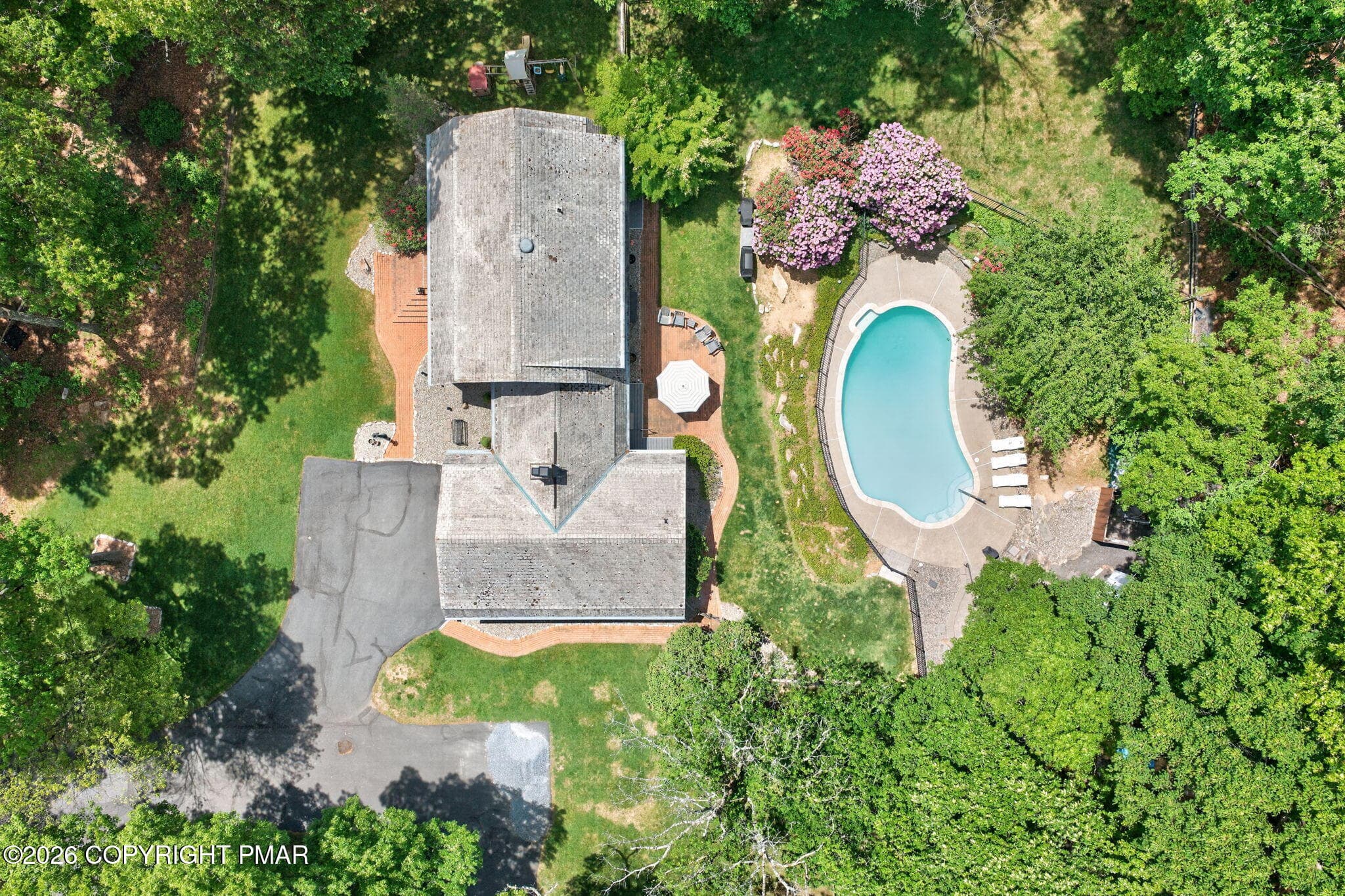 9-web-or-mls-Image_009 - 595 Walnut Avenue, Pen Argyl, PA 18072, Pen Argyl