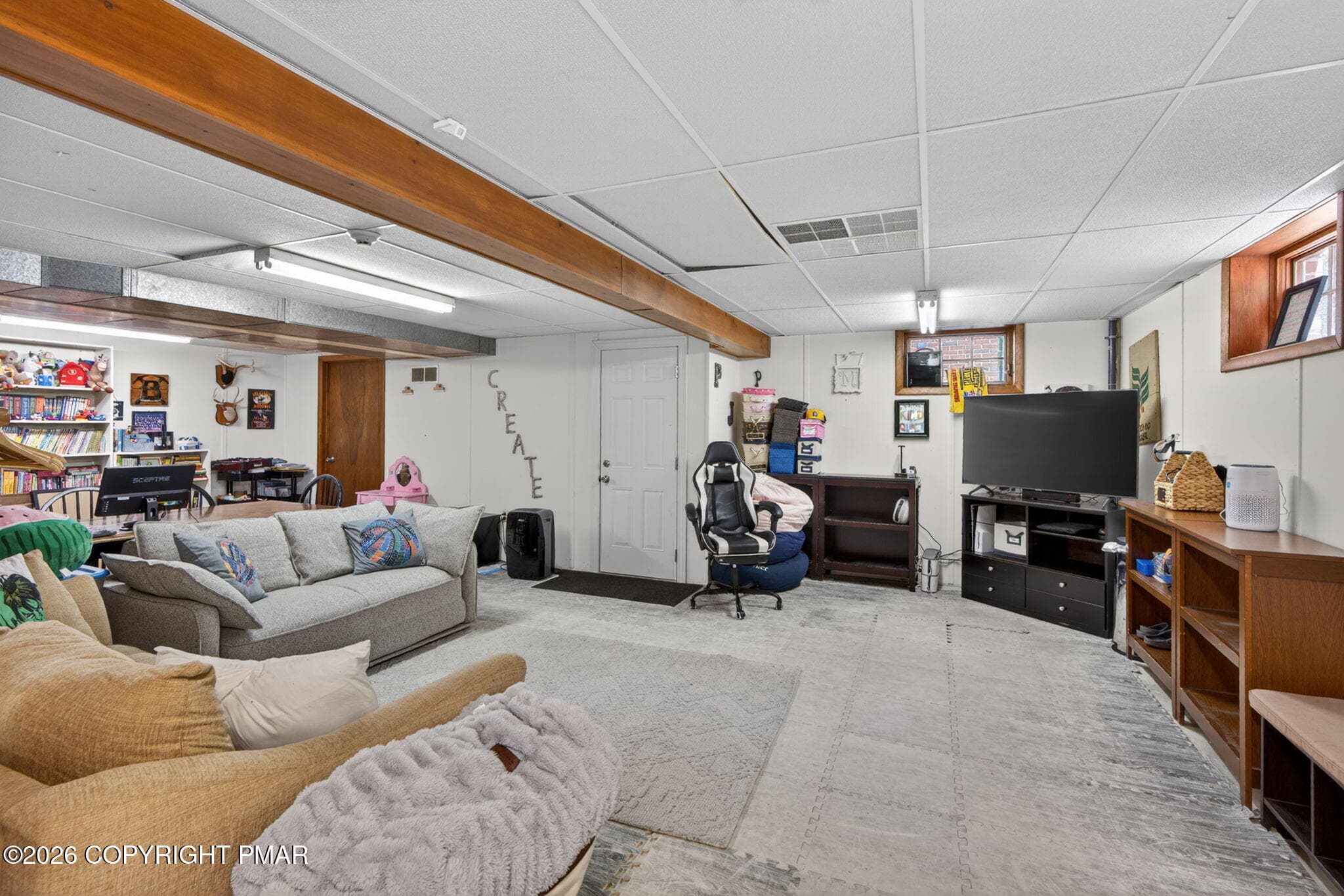 71-web-or-mls-Image_071 - 595 Walnut Avenue, Pen Argyl, PA 18072, Pen Argyl