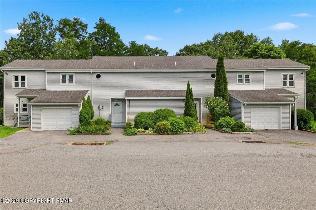 02-Photo-1 - 255 Nittany Court, Mount Pocono, PA 18344, Mount Pocono