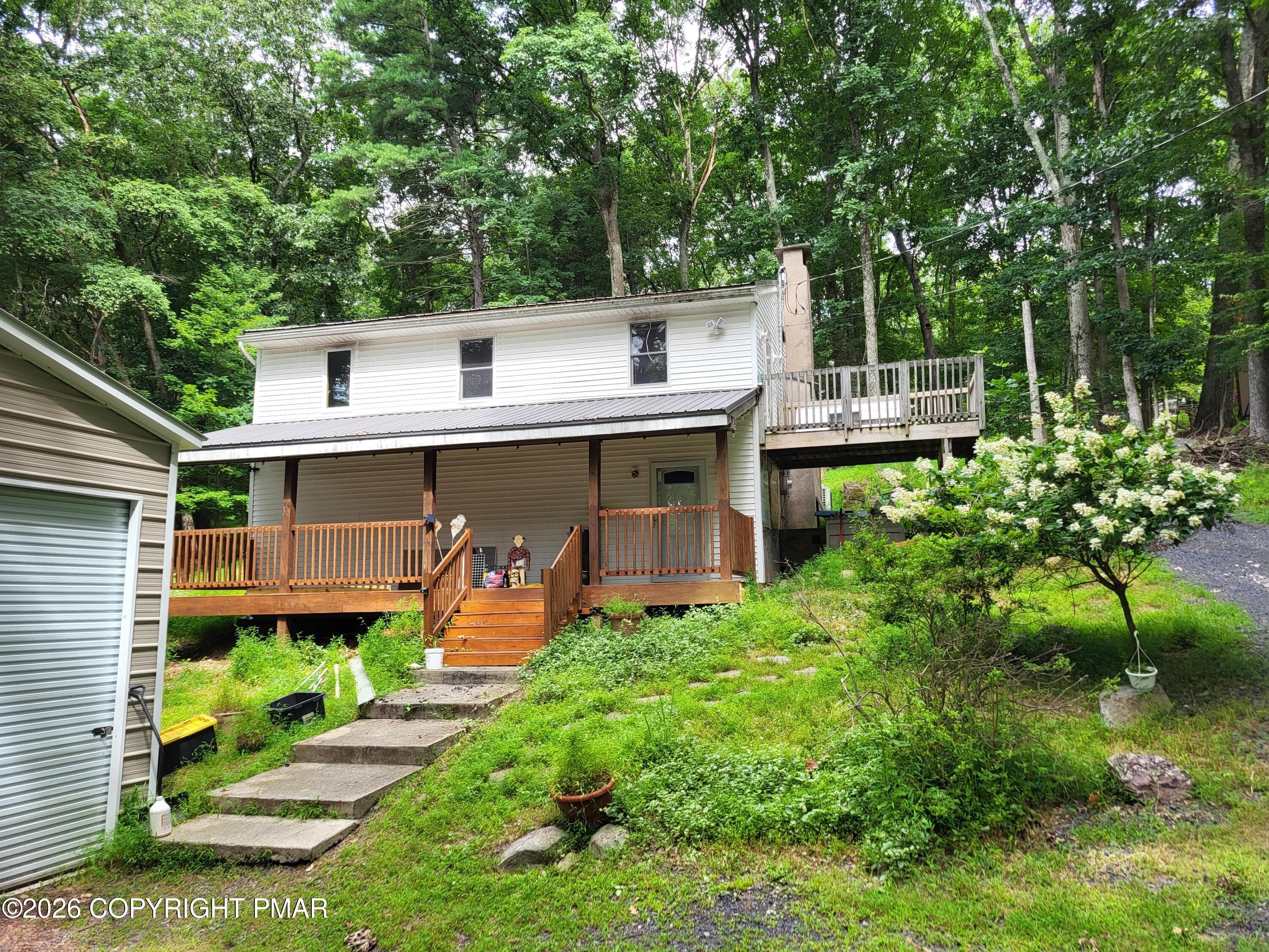 207 Marilou Lane, Bartonsville, PA 18321