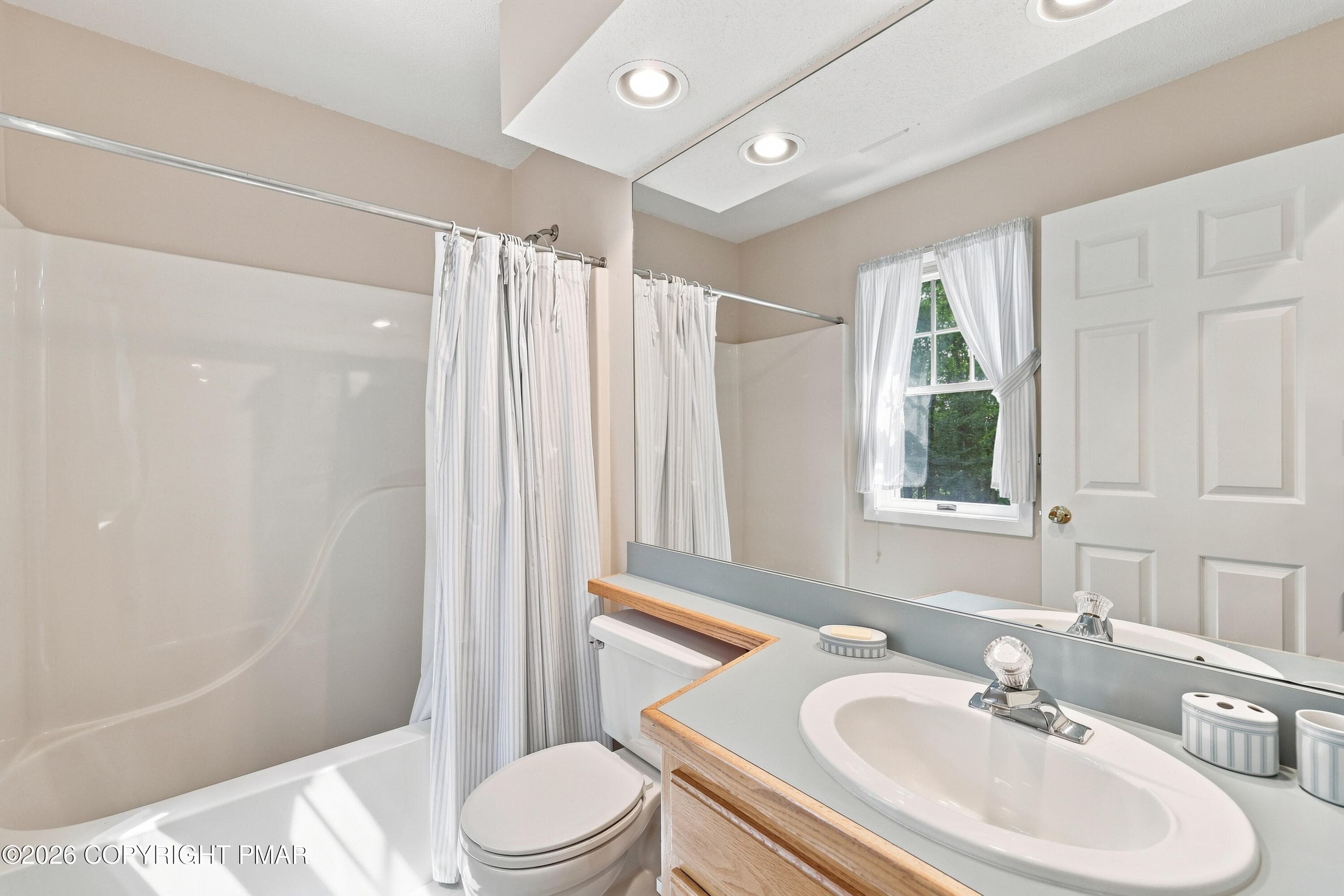 Bathroom 2 - 109 Creekside Road, Buck Hill Falls, PA 18323, Buck Hill Falls