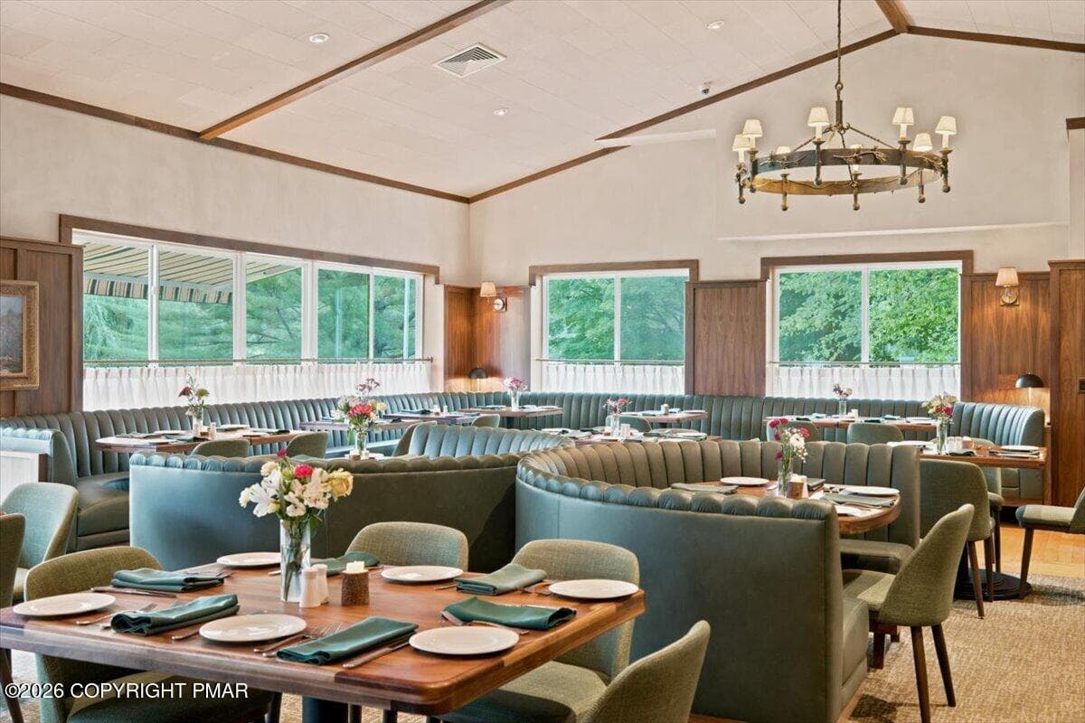 Fairway Grille - 109 Creekside Road, Buck Hill Falls, PA 18323, Buck Hill Falls