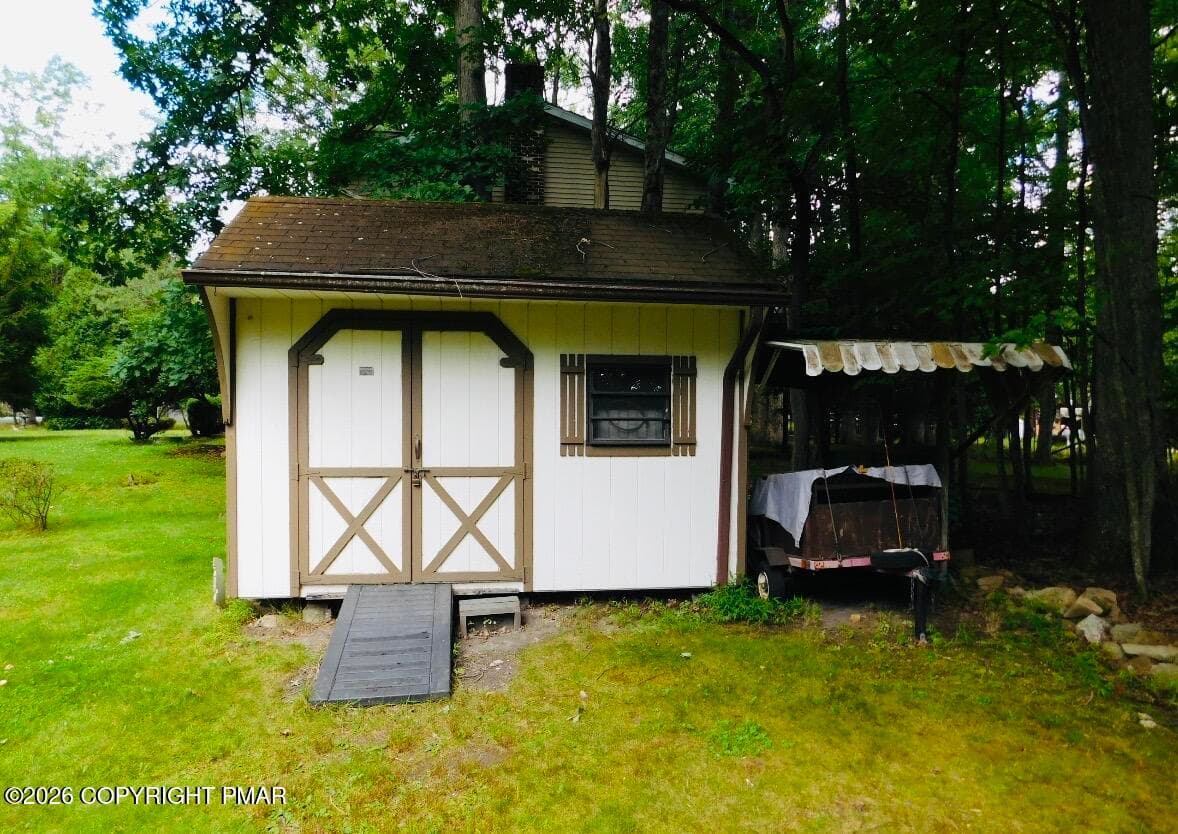 Outdoor Shed - 154 Lake Drive, Nesquehoning, PA 18240, Nesquehoning