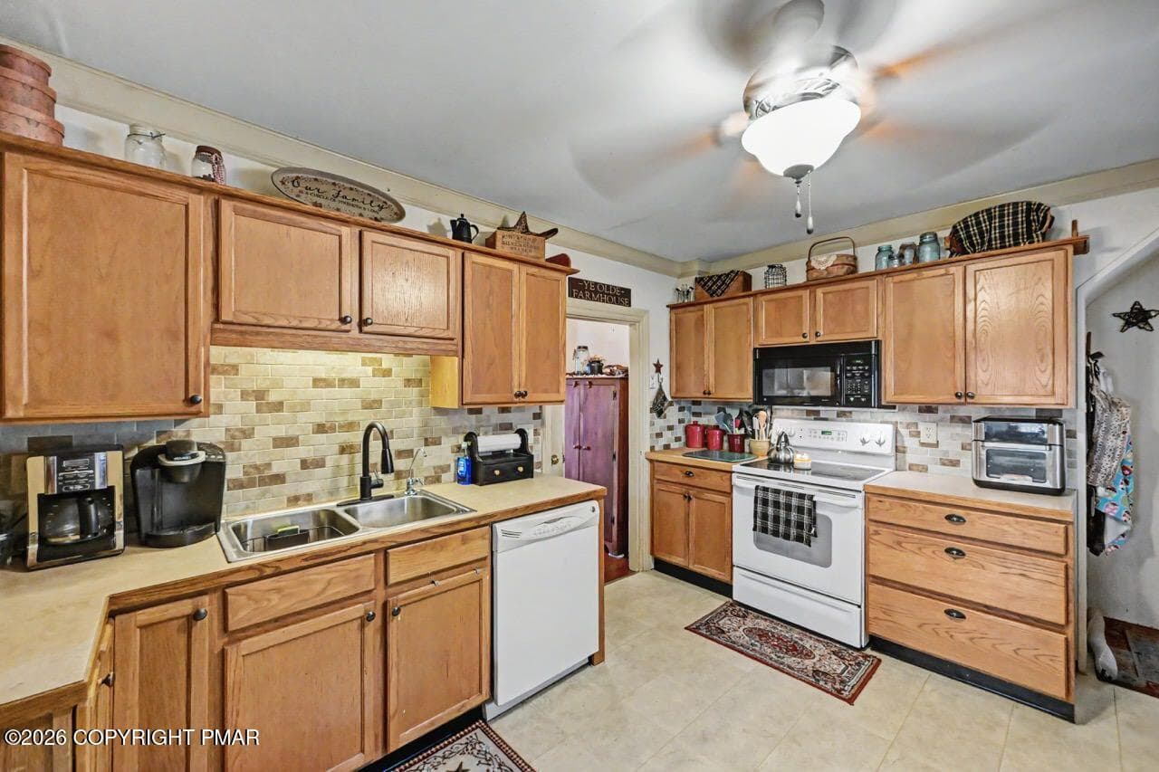 309 Jubilee Dr 20 Large - 309 Jubilee Drive, Stockertown, PA 18083, Stockertown