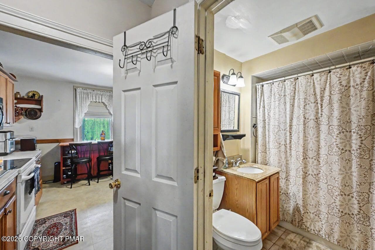 309 Jubilee Dr 29 Large - 309 Jubilee Drive, Stockertown, PA 18083, Stockertown