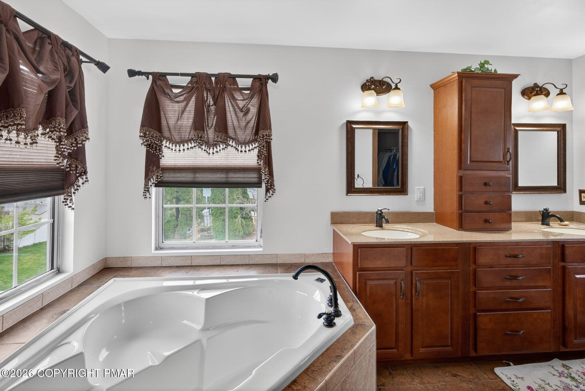 55-web-or-mls-Image_055 - 4894 Concord Drive, Easton, PA 18045, Easton