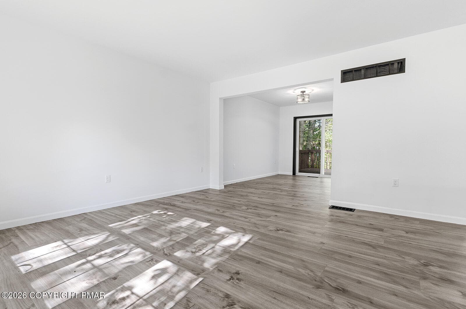 Living Room - 2081 Minqua Trail, Tobyhanna, PA 18466