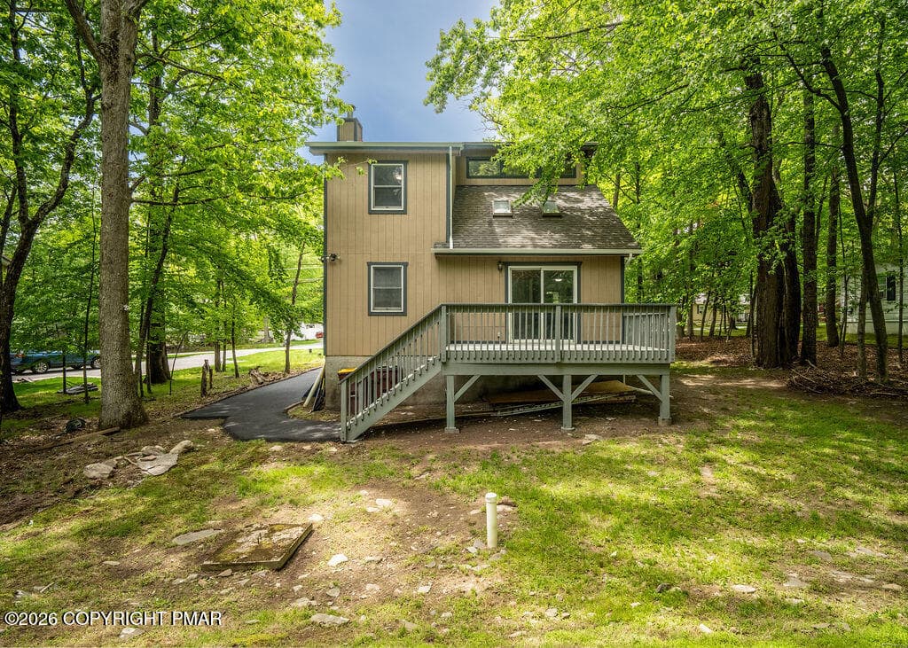 Deck - 132 Cottonwood Court, Milford, PA 18337, Milford