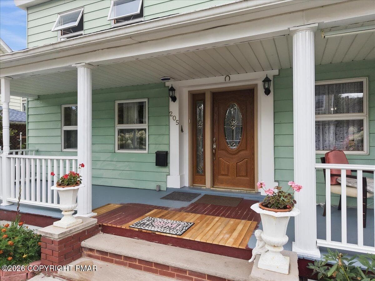 010-099_dji_fly_20260824_161546_0167_178 - 205 Maple Avenue, Hawley, PA 18428, Hawley