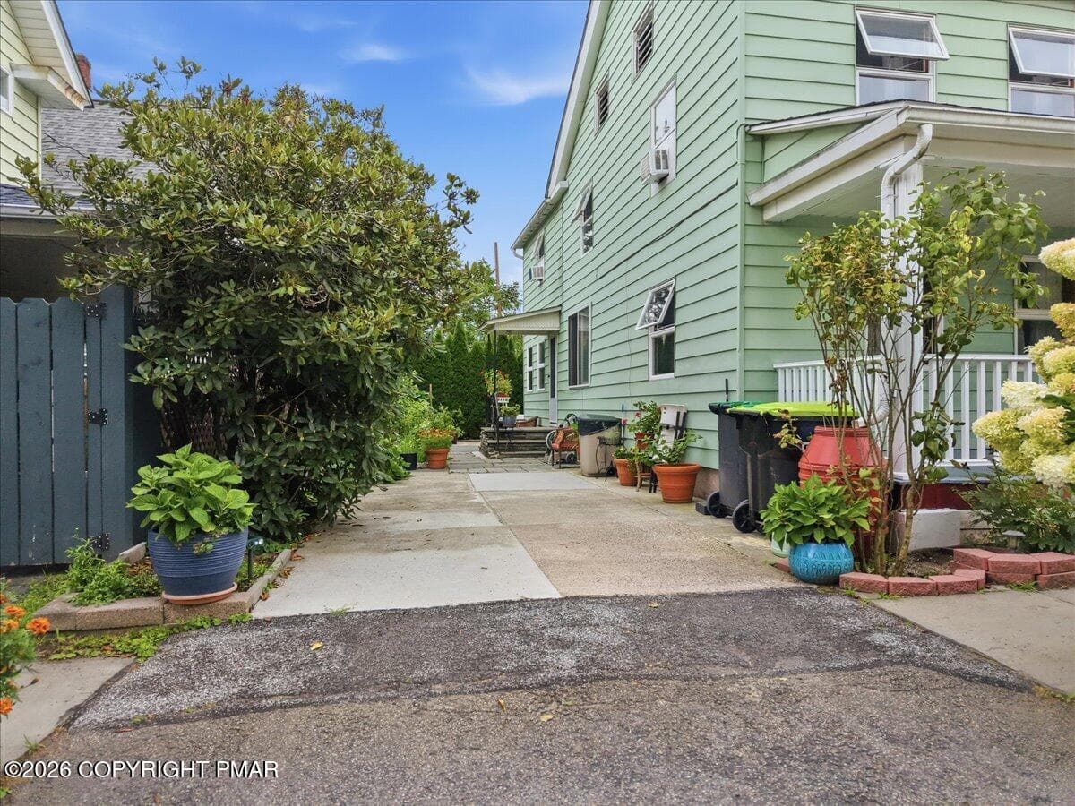 069-068_dji_fly_20260824_161556_0168_178 - 205 Maple Avenue, Hawley, PA 18428, Hawley