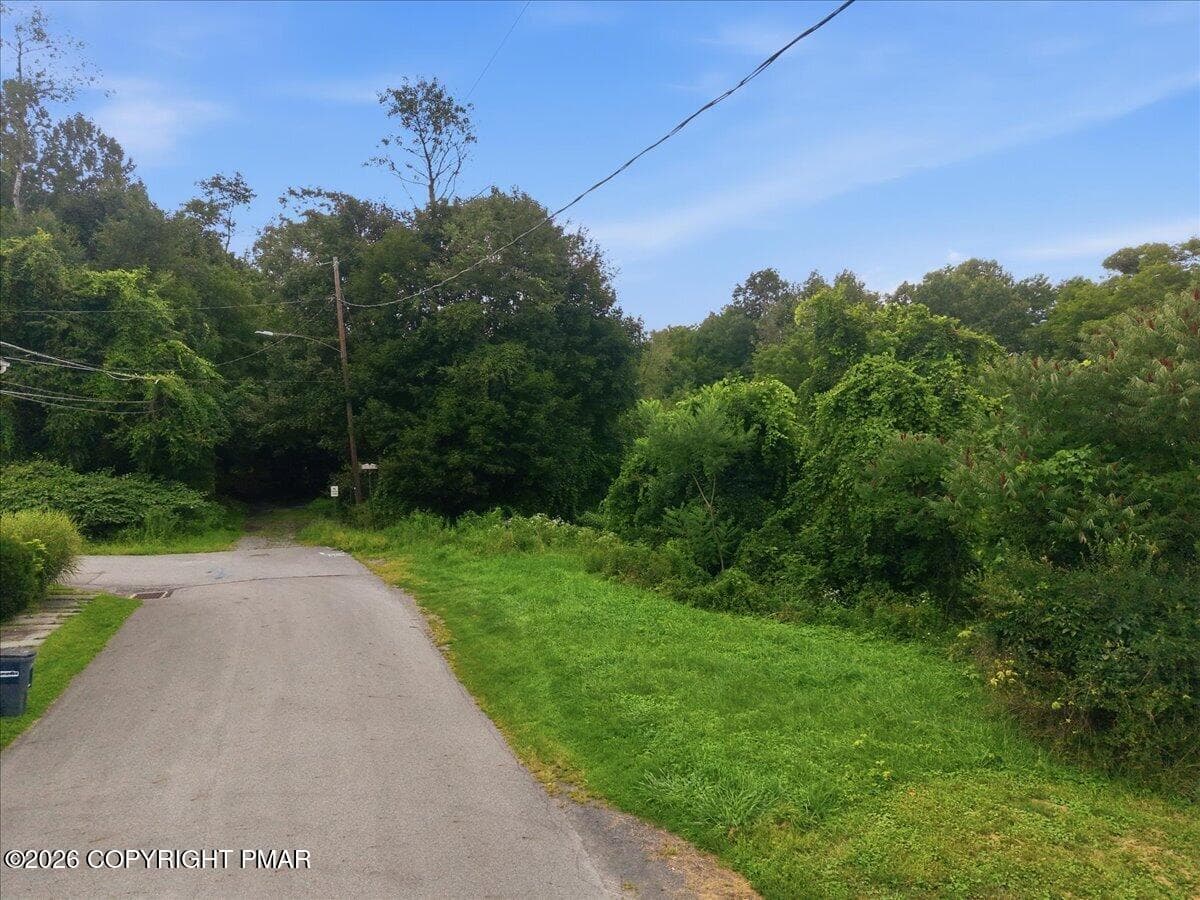 072-076_dji_fly_20260824_161756_0176_178 - 205 Maple Avenue, Hawley, PA 18428, Hawley